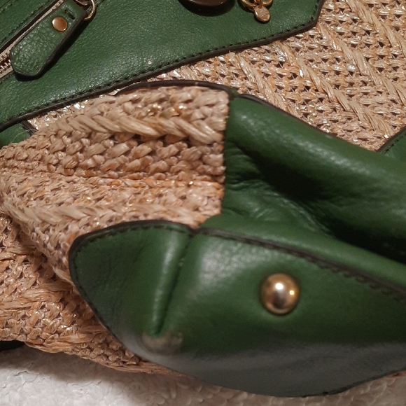 Juicy Couture Green and Tan Tote Bag - Picture 4 of 13